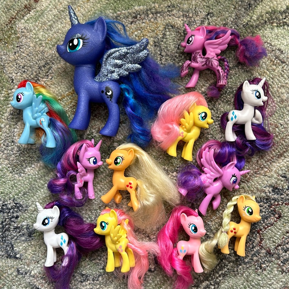 My Little Pony G4 brushable lot w/ Luna Twilight Sparkle Fluttershy Rarity &more